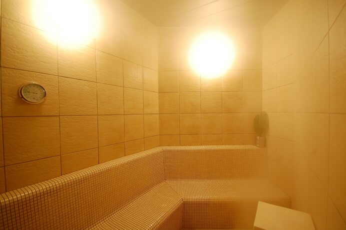 Imagen general del Hotel Anshin Oyado Tokyo Shinbashi Ekimae - Caters To Men. Foto 2