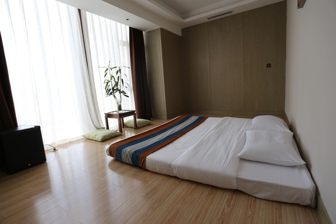 Imagen de la habitación del Hotel Anshun Perenc Hotel. Foto 2