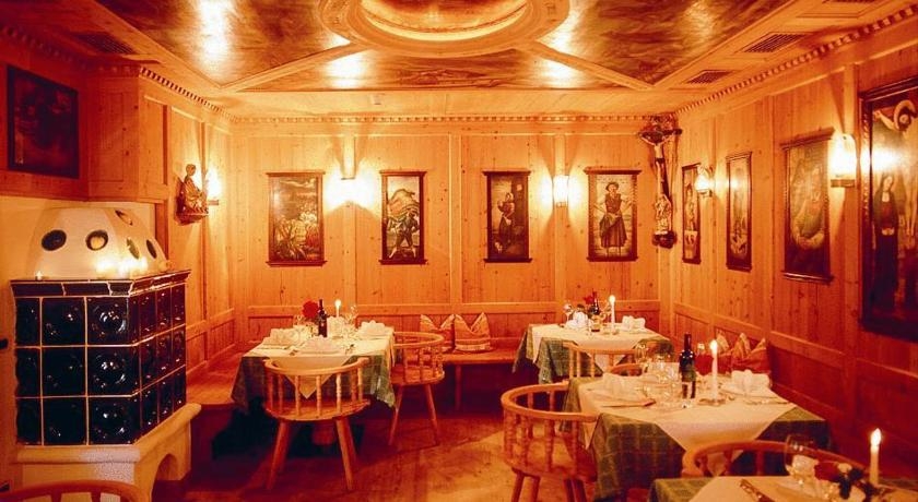 Imagen del bar/restaurante del Hotel Ansitz Jakoberhof. Foto 2
