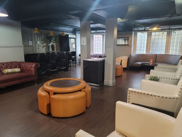 Imagen del bar/restaurante del Hotel Ansonia - Hostel. Foto 14
