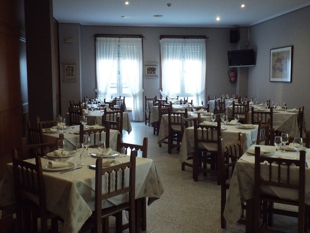 Imagen del bar/restaurante del Hotel Ansuiña. Foto 4