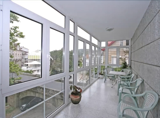 Imagen de los interiores del Hotel Ansuiña. Foto 12