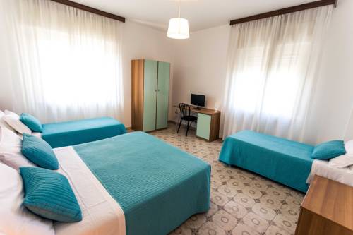 Imagen de la habitación del Hotel Antagos. Foto 4