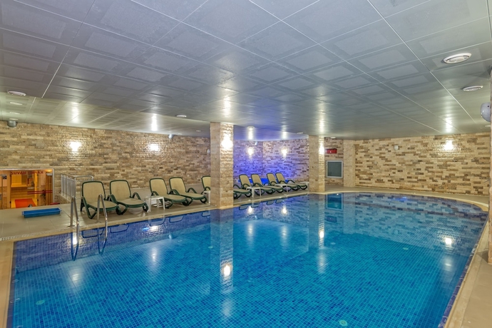 Imagen de la piscina del Hotel Antalya Adonis. Foto 18