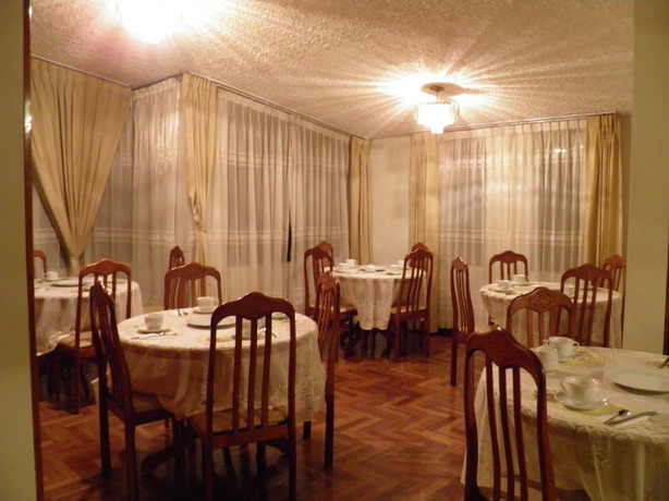 Imagen del bar/restaurante del Hotel Antares Arequipa. Foto 2