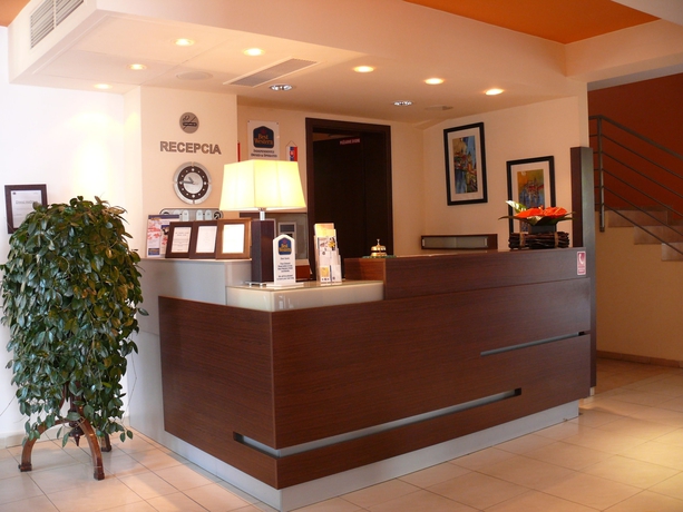 Imagen de los interiores del Hotel Antares, Bratislava. Foto 17