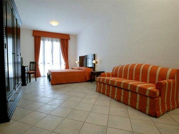 Imagen general del Hotel Antares, Castelluzzo. Foto 7