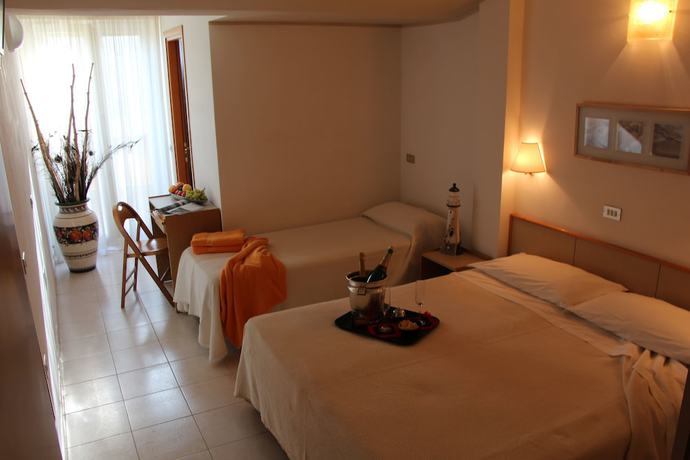 Imagen de la habitación del Hotel Antares, Cattolica. Foto 5