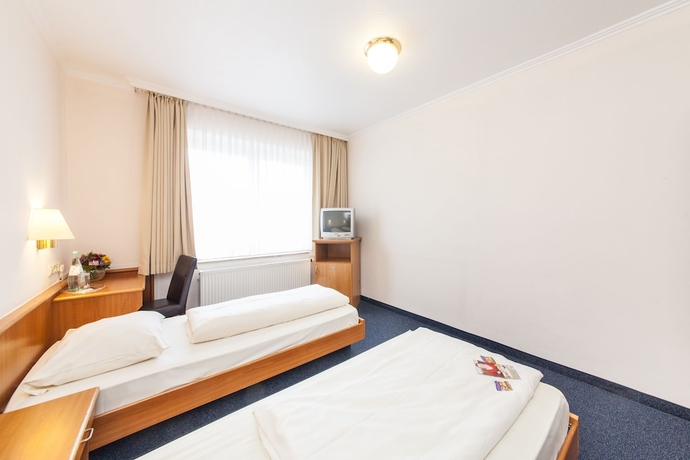 Imagen de la habitación del Hotel Antares Düsseldorf. Foto 3