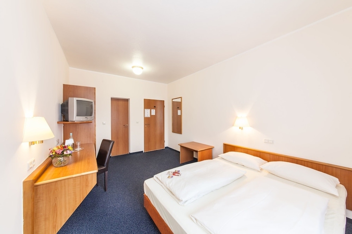 Imagen de la habitación del Hotel Antares Düsseldorf. Foto 6