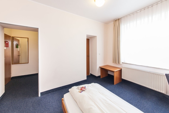 Imagen de la habitación del Hotel Antares Düsseldorf. Foto 9