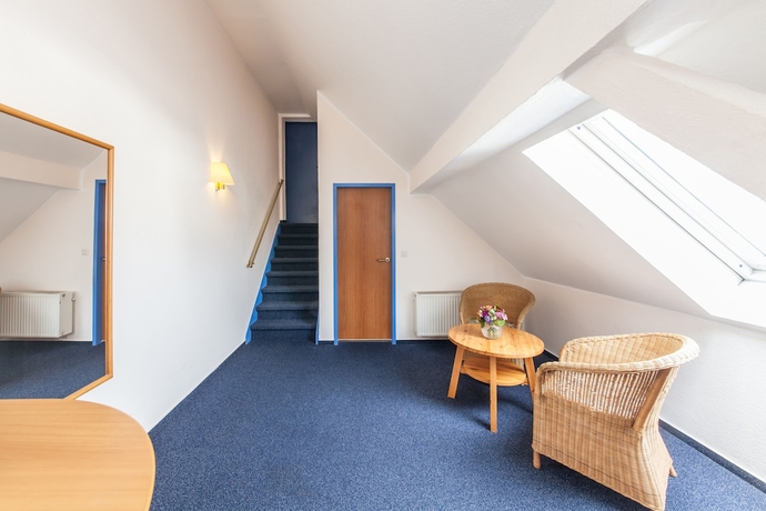 Imagen de la habitación del Hotel Antares Düsseldorf. Foto 13