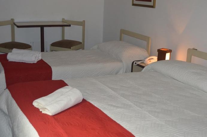 Imagen de la habitación del Hotel Antares, Montevideo. Foto 10