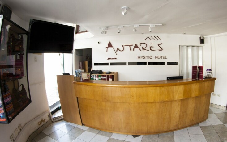 Imagen de los interiores del Hotel Antares Mystic. Foto 18