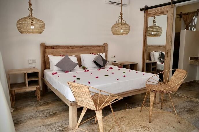 Imagen de la habitación del Hotel Antares Villa. Foto 17