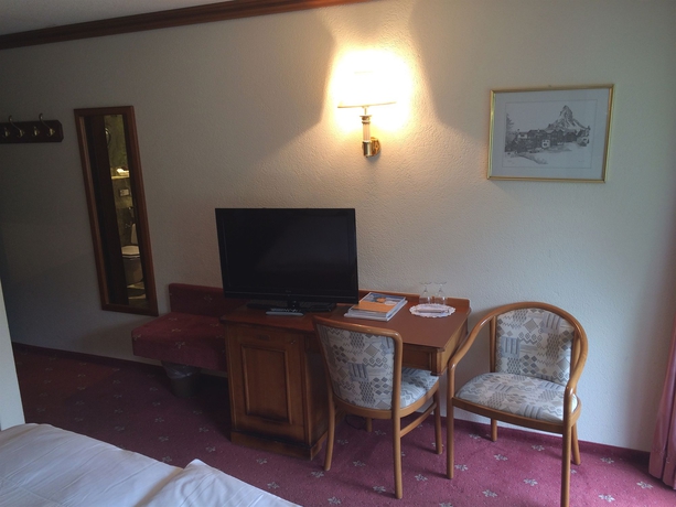 Imagen de la habitación del Hotel Antares, Zermatt . Foto 6