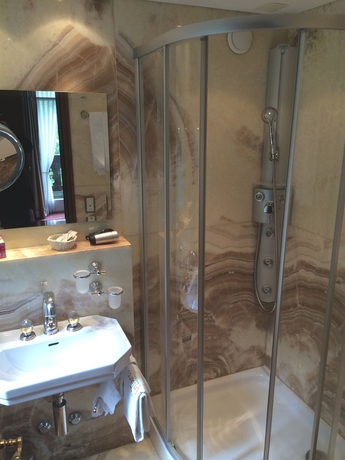 Imagen de la habitación del Hotel Antares, Zermatt . Foto 8