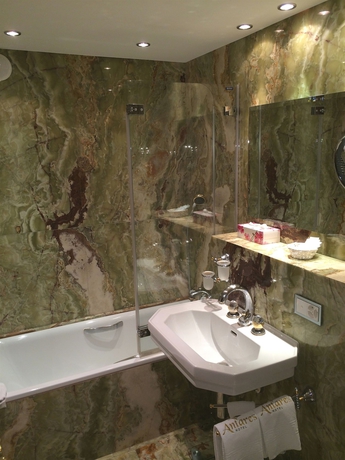 Imagen de la habitación del Hotel Antares, Zermatt . Foto 10