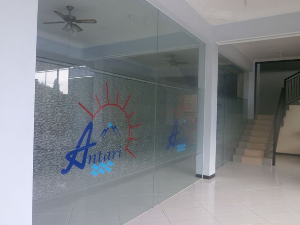 Imagen de los interiores del Hotel Antari. Foto 12