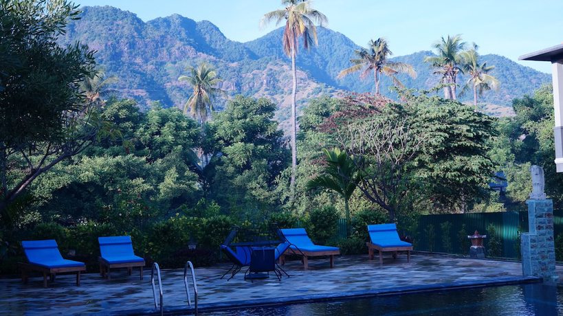 Imagen de la piscina del Hotel Antari. Foto 20