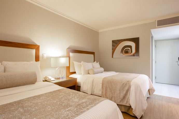 Imagen de la habitación del Hotel Antaris Cintermex. Foto 8