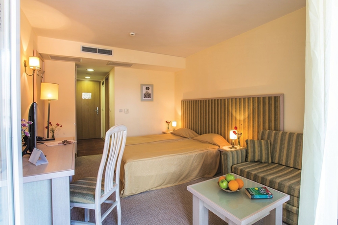 Imagen de la habitación del Hotel Antea Sozopol. Foto 8