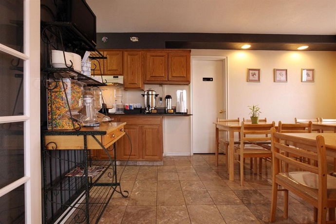 Imagen del bar/restaurante del Hotel Antelope Canyon Inn. Foto 3