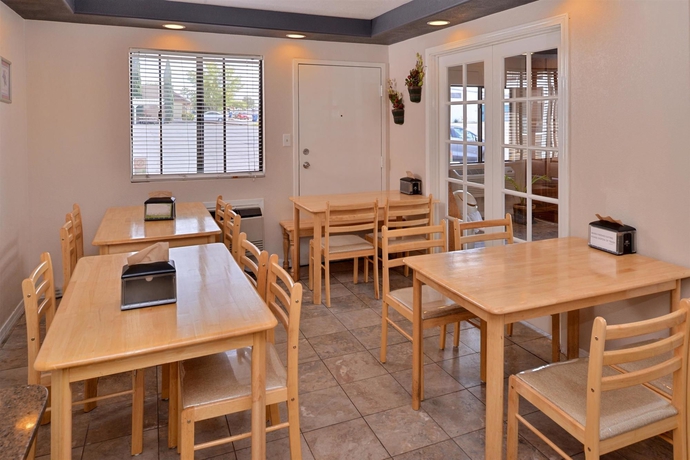 Imagen del bar/restaurante del Hotel Antelope Canyon Inn. Foto 4