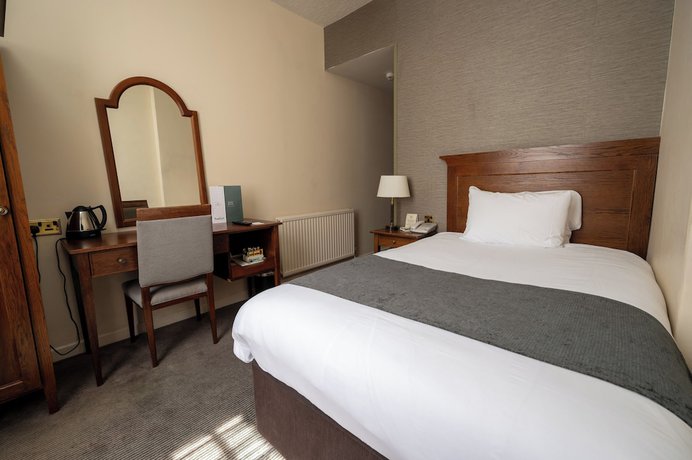 Imagen de la habitación del Hotel Antelope by Greene King Inns, Poole. Foto 7