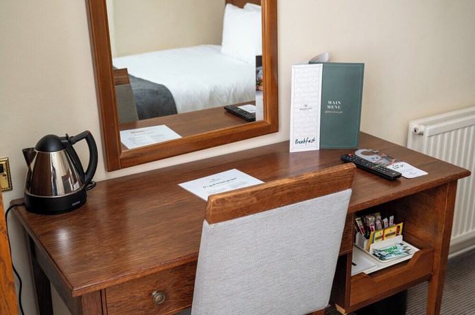 Imagen de la habitación del Hotel Antelope by Greene King Inns, Poole. Foto 17