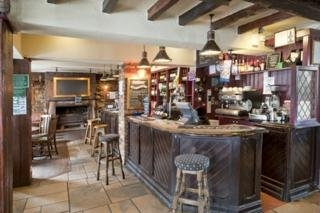 Imagen del bar/restaurante del Hotel Antelope by Greene King Inns, Poole. Foto 2