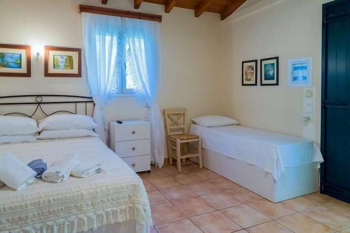 Imagen de la habitación del Hotel Anthias Garden. Foto 11