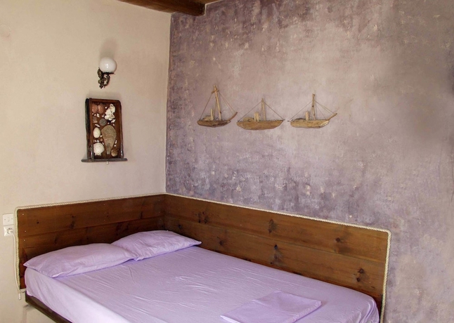 Imagen de la habitación del Hotel Anthippi Guest House. Foto 12