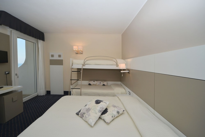 Imagen de la habitación del Hotel Anthony. Foto 6