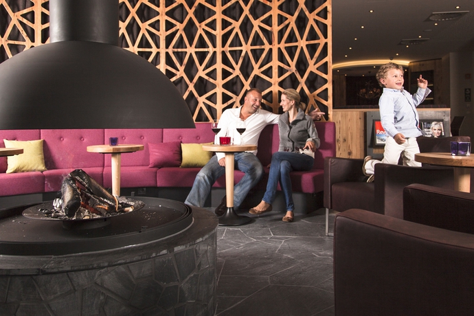 Imagen de los interiores del Hotel Anthony's Life and Style. Foto 8