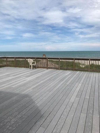 Imagen general del Hotel Anthony\'s on the Beach. Foto 1