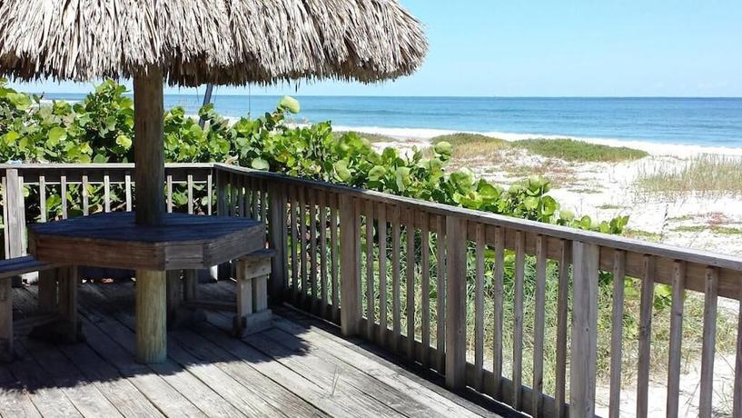 Imagen general del Hotel Anthony\'s on the Beach. Foto 3