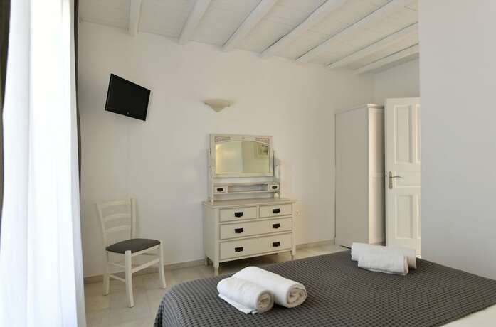 Imagen general del Hotel Anthos Apartments Paros. Foto 4