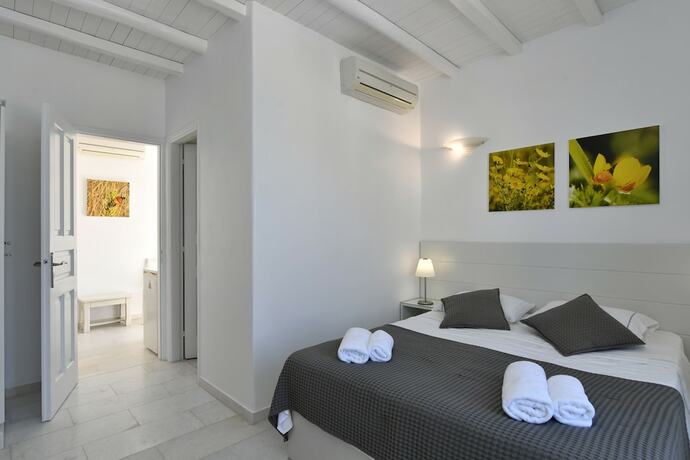 Imagen general del Hotel Anthos Apartments Paros. Foto 6