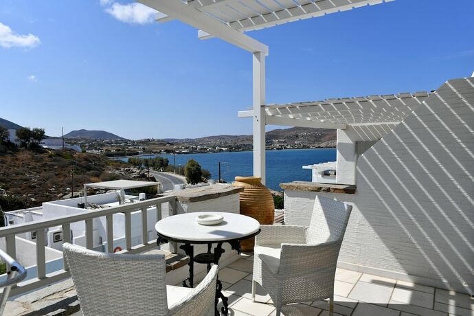 Imagen de la habitación del Hotel Anthos Apartments Paros. Foto 19