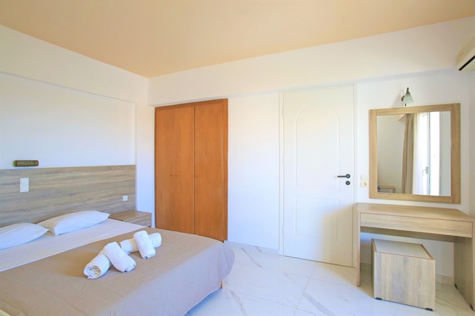 Imagen de la habitación del Hotel Anthoula Village. Foto 4