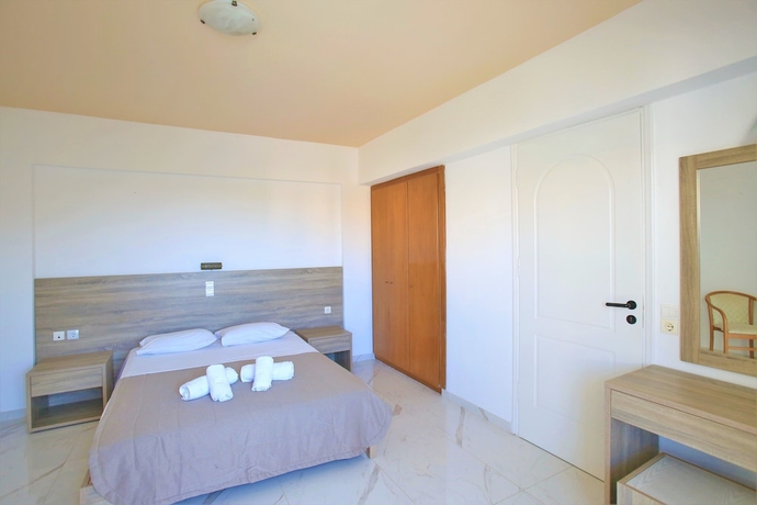 Imagen de la habitación del Hotel Anthoula Village. Foto 9