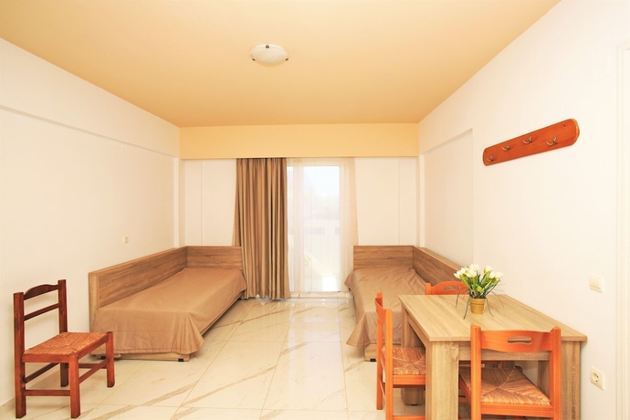 Imagen de la habitación del Hotel Anthoula Village. Foto 14