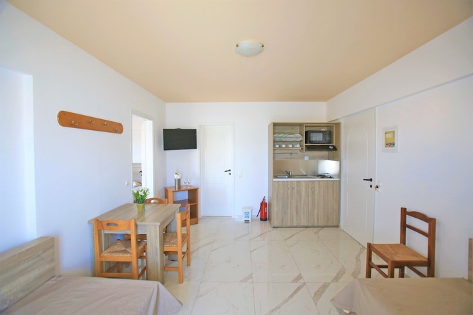 Imagen de la habitación del Hotel Anthoula Village. Foto 15