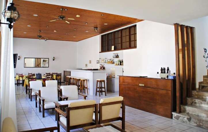 Imagen del bar/restaurante del Hotel Anthousa. Foto 7