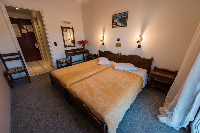 Imagen de la habitación del Hotel Anthousa. Foto 14