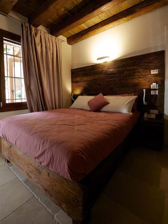 Imagen de la habitación del Hotel Antica Abbazia. Foto 2