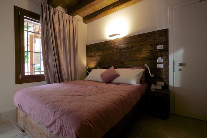 Imagen de la habitación del Hotel Antica Abbazia. Foto 18