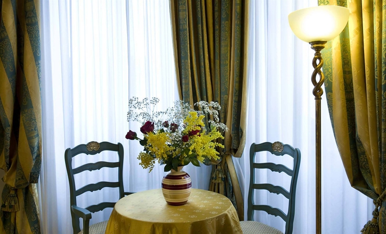 Imagen de los interiores del Hotel Antica Dimora Alla Rocca. Foto 14