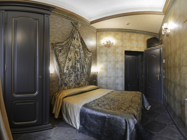 Imagen de la habitación del Hotel Antica Dimora Delle Cinque Lune. Foto 6